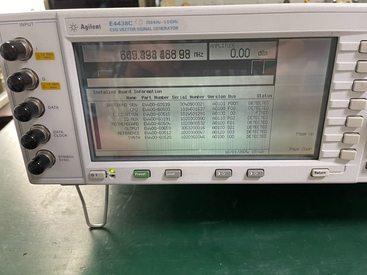 Agilent E4438C ESG Vector Signal Generator 250kHz-3GHz w/001,005,401,<wbr/>503 _0160