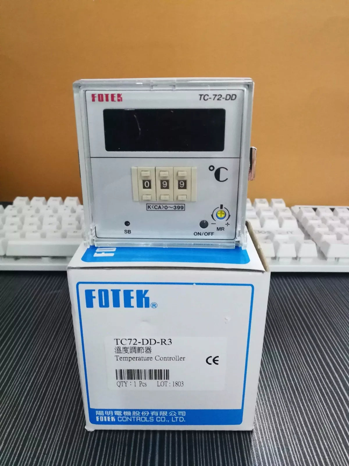 FOTEK Thermostat TC72-DD-R3 In Box
