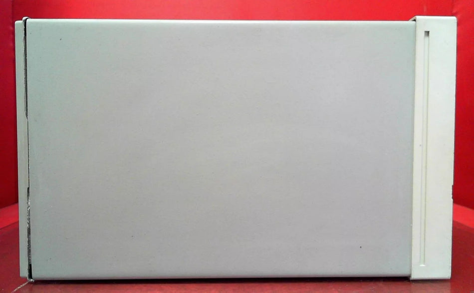 Agilent/Keysight E3631A AT429766362 80W Triple Output Power Supply, 6V, 5A