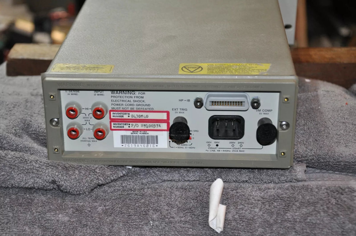 Anainstr Digital Multimeter with LCD Screen and Auto-Ranging Function
