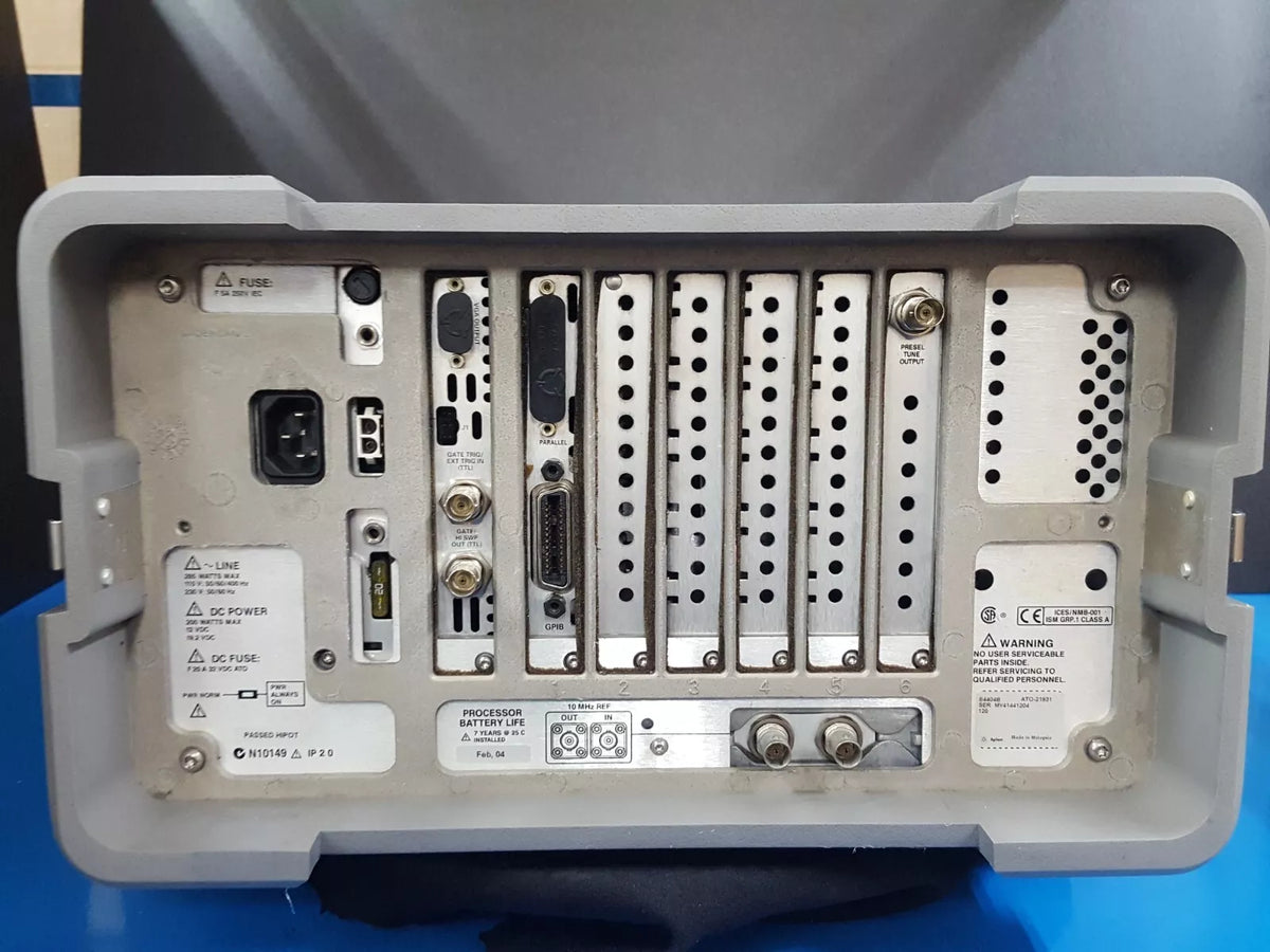 Agilent E4404B Spectrum Analyzer 9kHz - 6.7GHz W/Opt. B72 1D5 A4H 120 (1204)