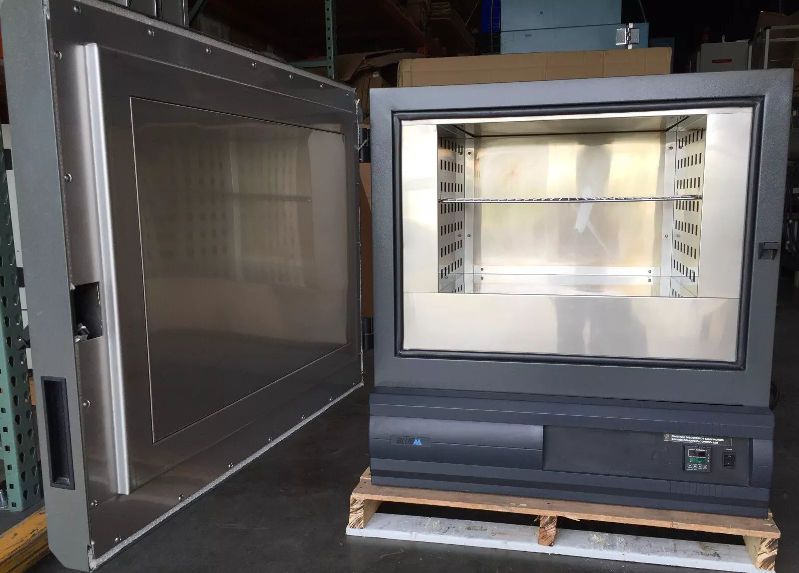 Blue M MO1440A Mechanical Convection Oven, Black Color