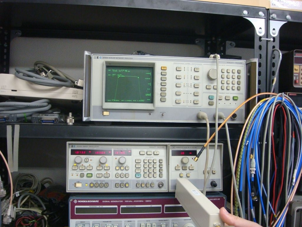 1900-1920MHz Band Path Filter by Mcity Microwave