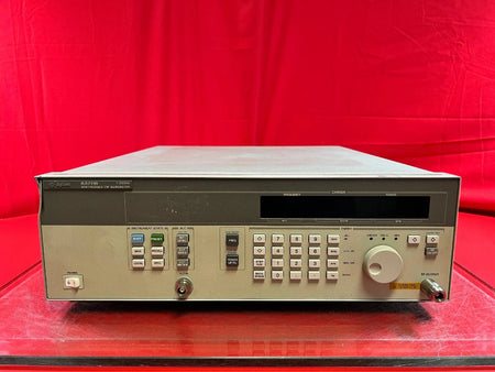 Agilent/Keysight 83711B Synthesized CW Generator 1-20GHz SN US37100120 AS-IS