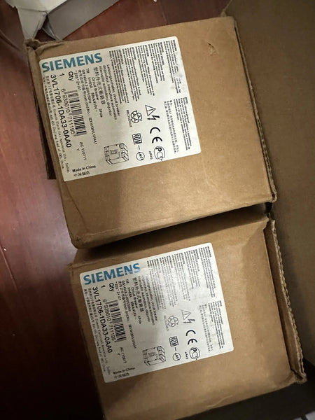 Siemens 3VL1706-1DA33-0AA0 Circuit Breaker: 3 Pole, 125 Amp, MCCB Type