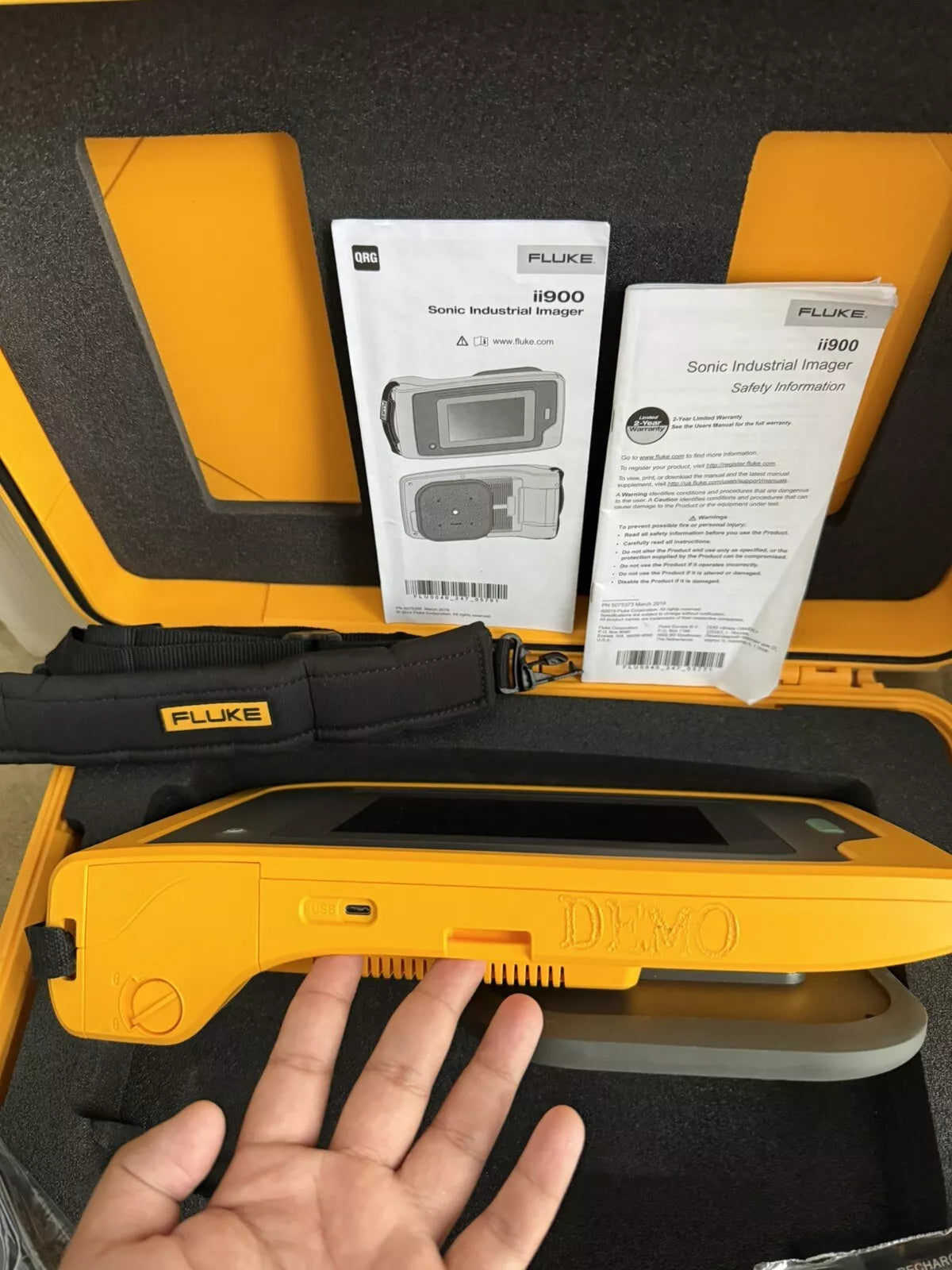 FLUKE ii900 Industrial Acoustic Imager with Batterie & Charger