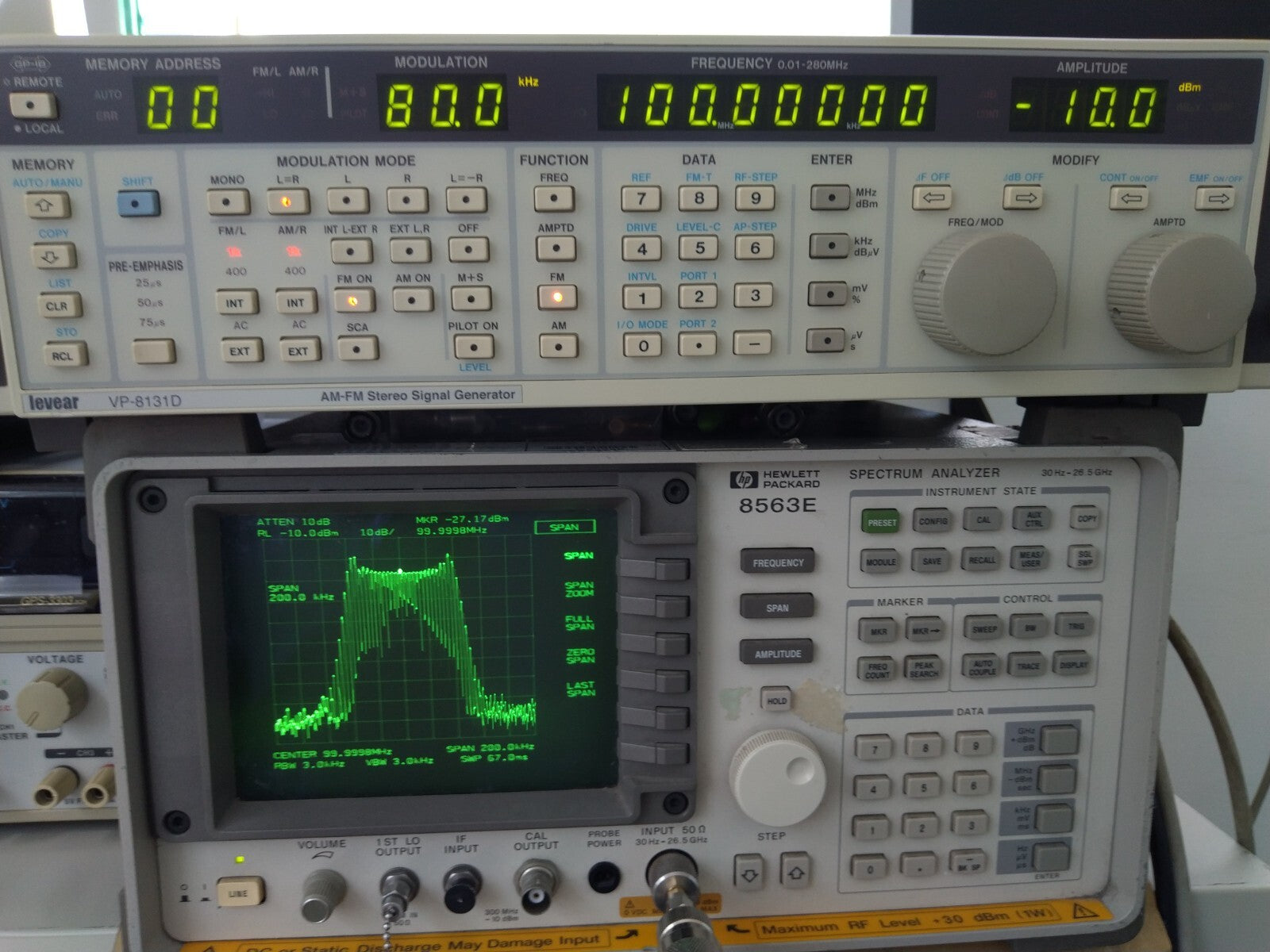 LEVEAR VP-8131D amplitude modulation signal generator 10KHz ~ 280MHz