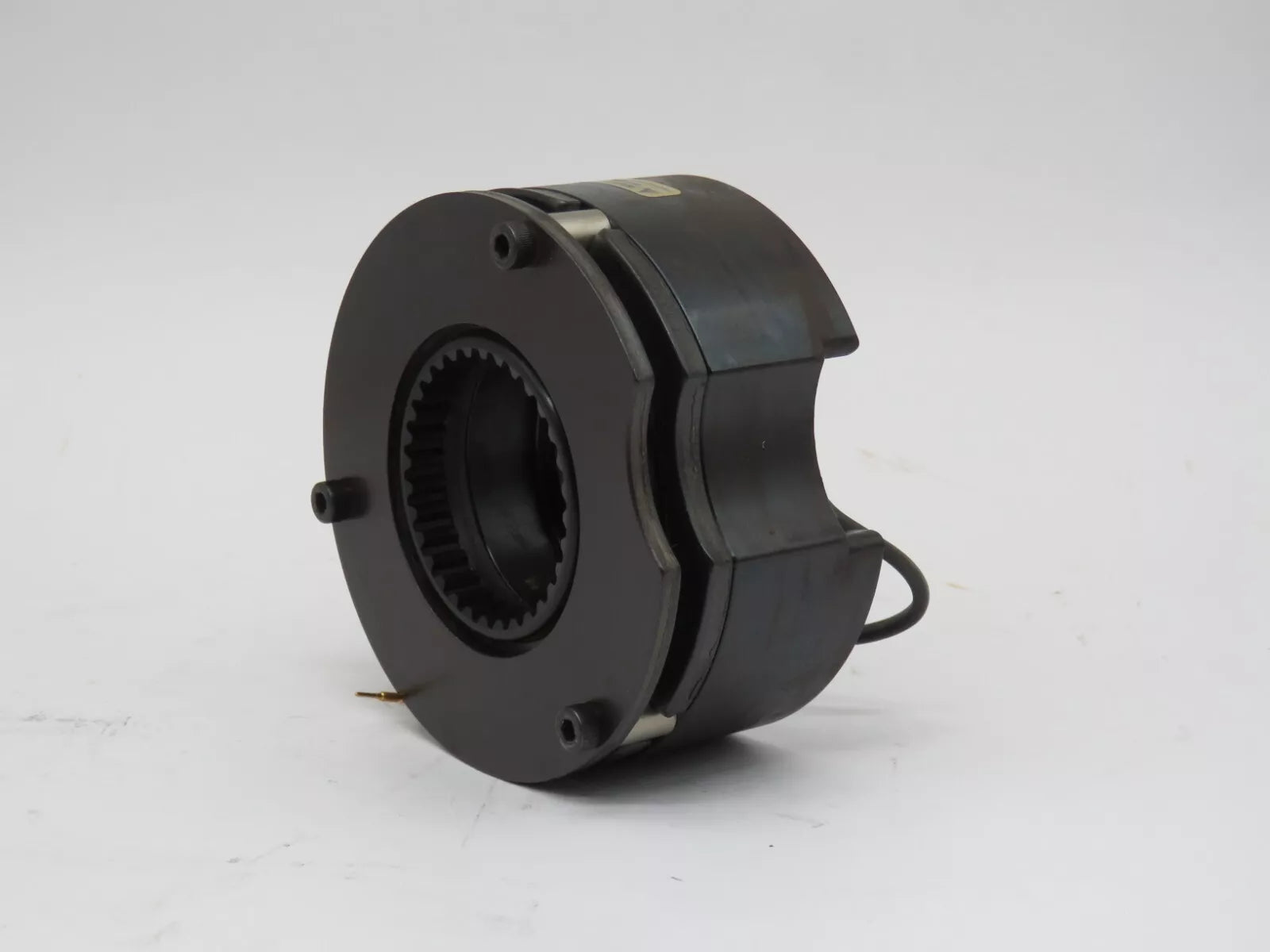 Allen Bradley MPM-B1651C-MJ74AA Medium-Inertia Servo Motors 460VAC with Brake