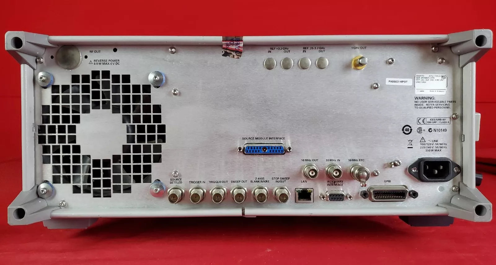Agilent E8257D 540,07,1E1,1EA,UNT,UNU,UNX Signal Generator up to 40GHz with CAL