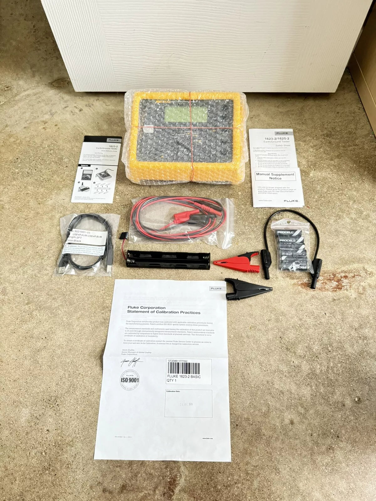 FLUKE 1623-2 Basic Earth Ground Tester GEO / New Sealed