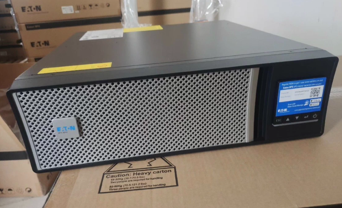 Eaton 5PX3000IRT3UG2 Uninterruptible Power Supply