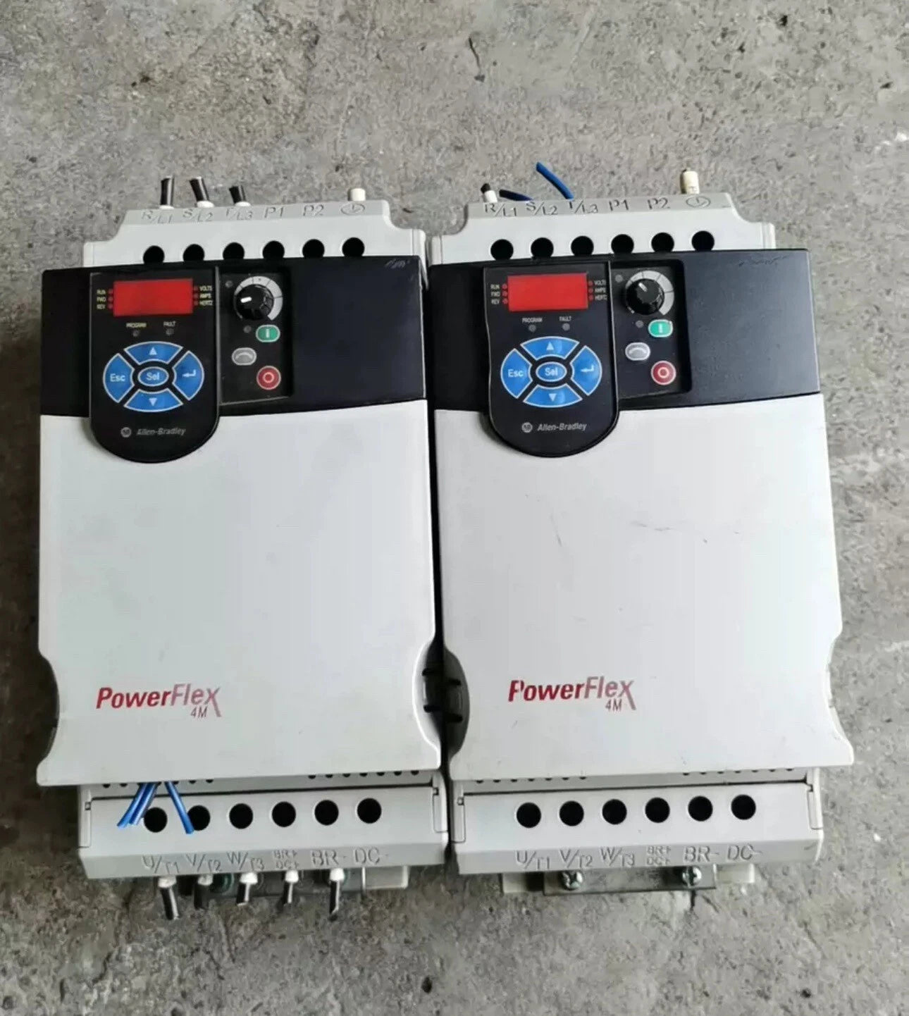 22F-D024N104 Compact Contact Block for Industrial Control Panels