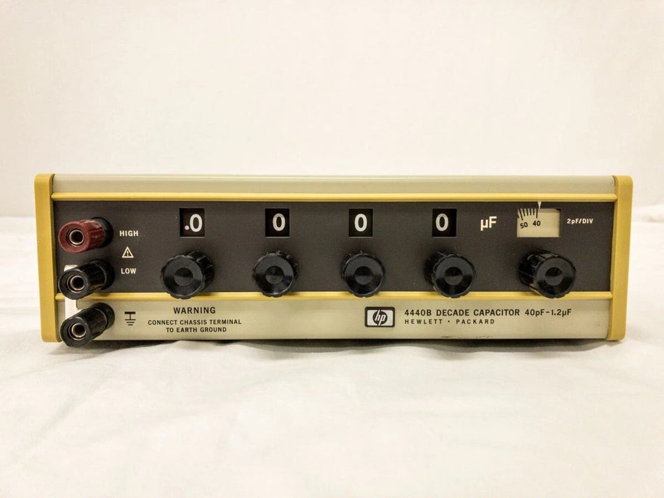 HP 4440B 40pF 1.2uF Decade Capacitor