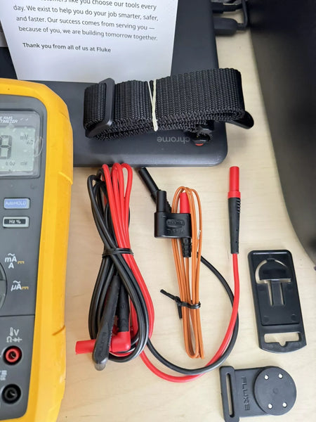 Fluke 87V-MAX/E2 Kit Industrial True RMS Heavy Duty Multimeter
