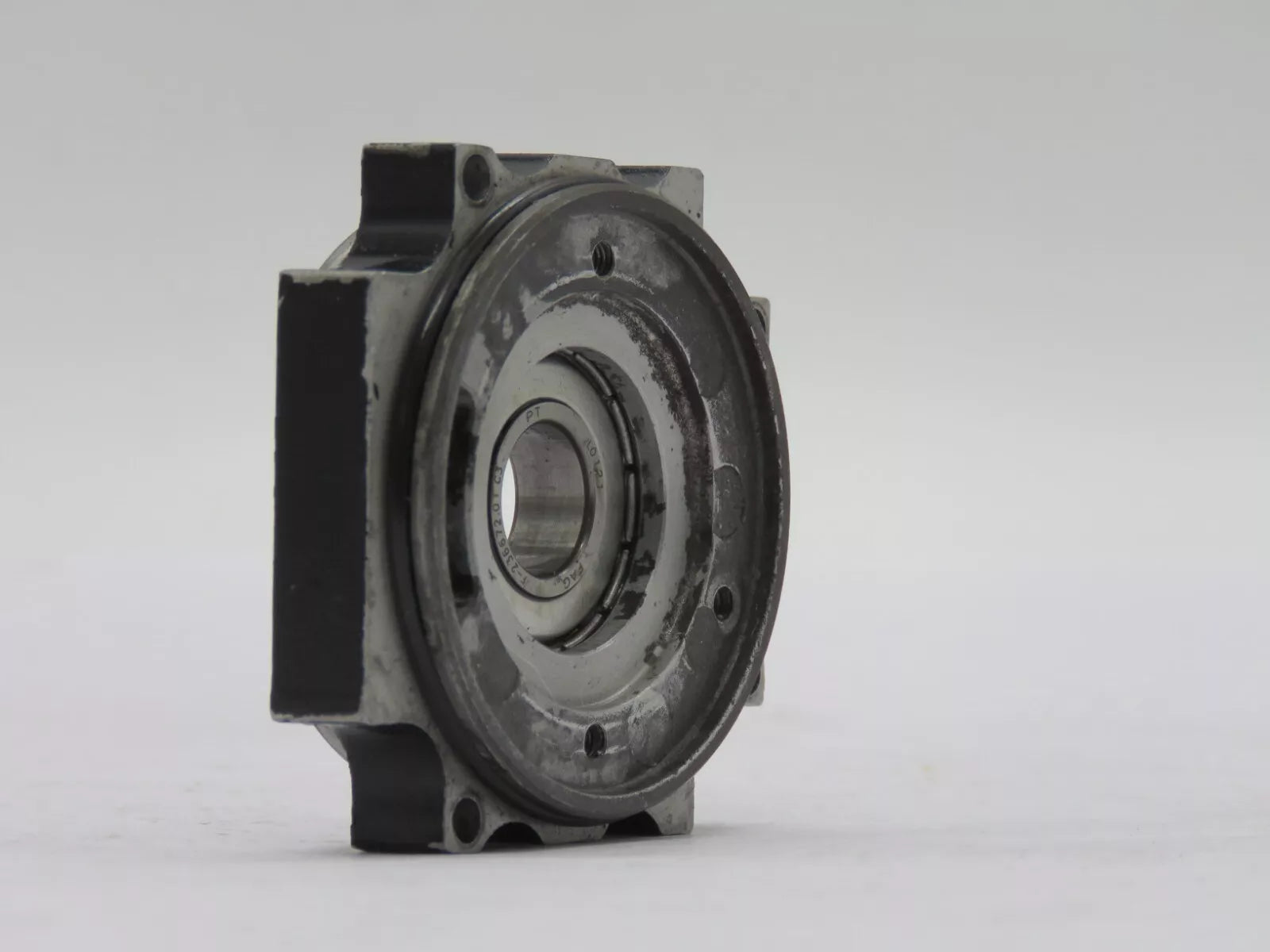 Allen Bradley VPL-B0632F-PK14AA Servo Motor Casing