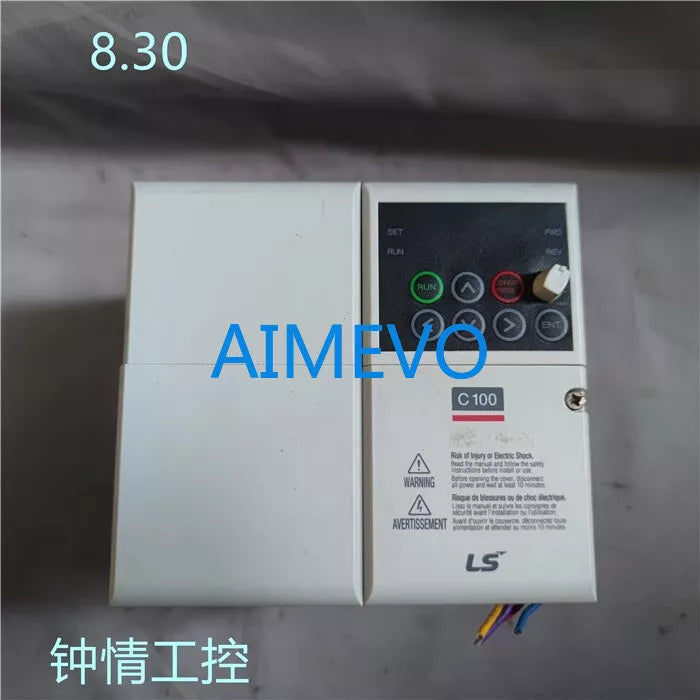 1PC USED Frequency converter LSLV0022C100-1N