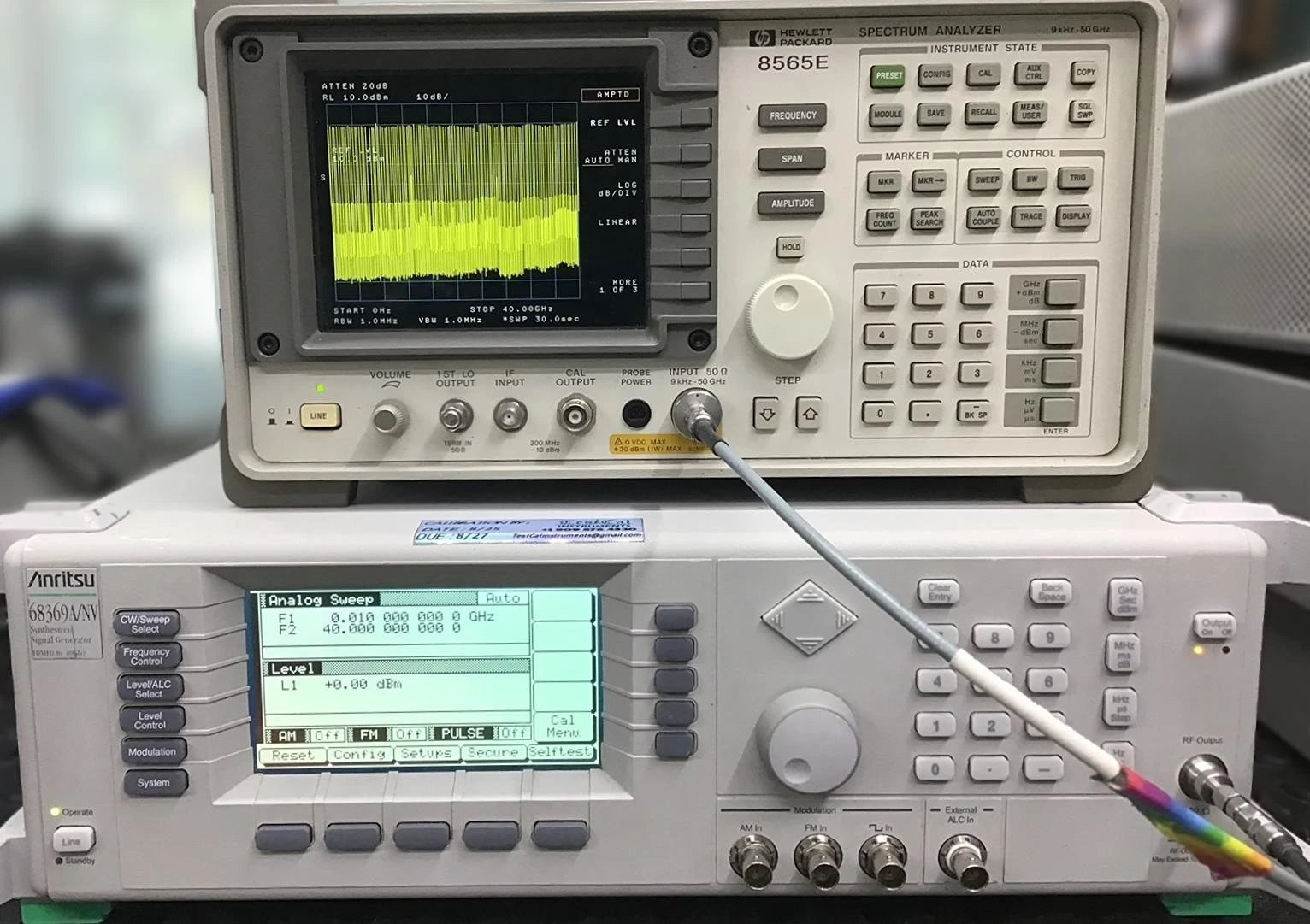 🔥Anritsu / Wiltron 68369A/NV Signal Generator Sweep 10MHz - 40GHz  2,11! CAL'D
