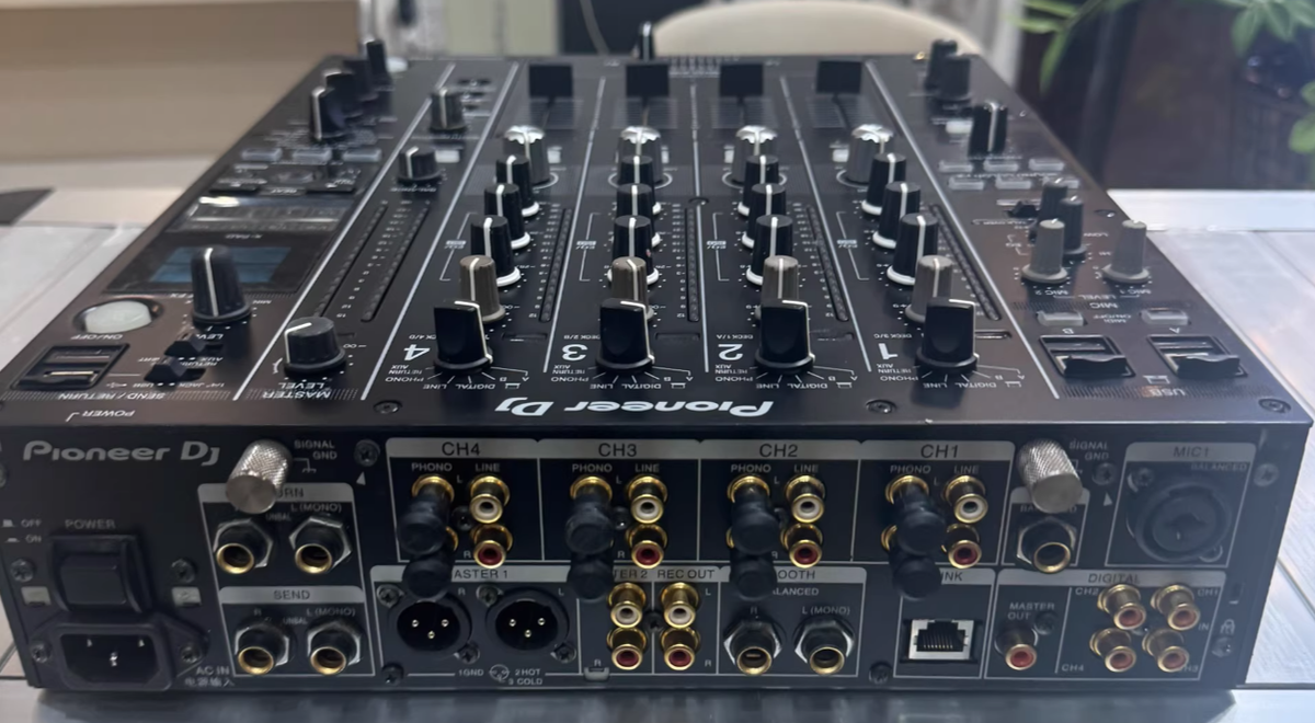 1PCS Pioneer DJM-900NXS2 Digital Pro DJ Mixer - Black