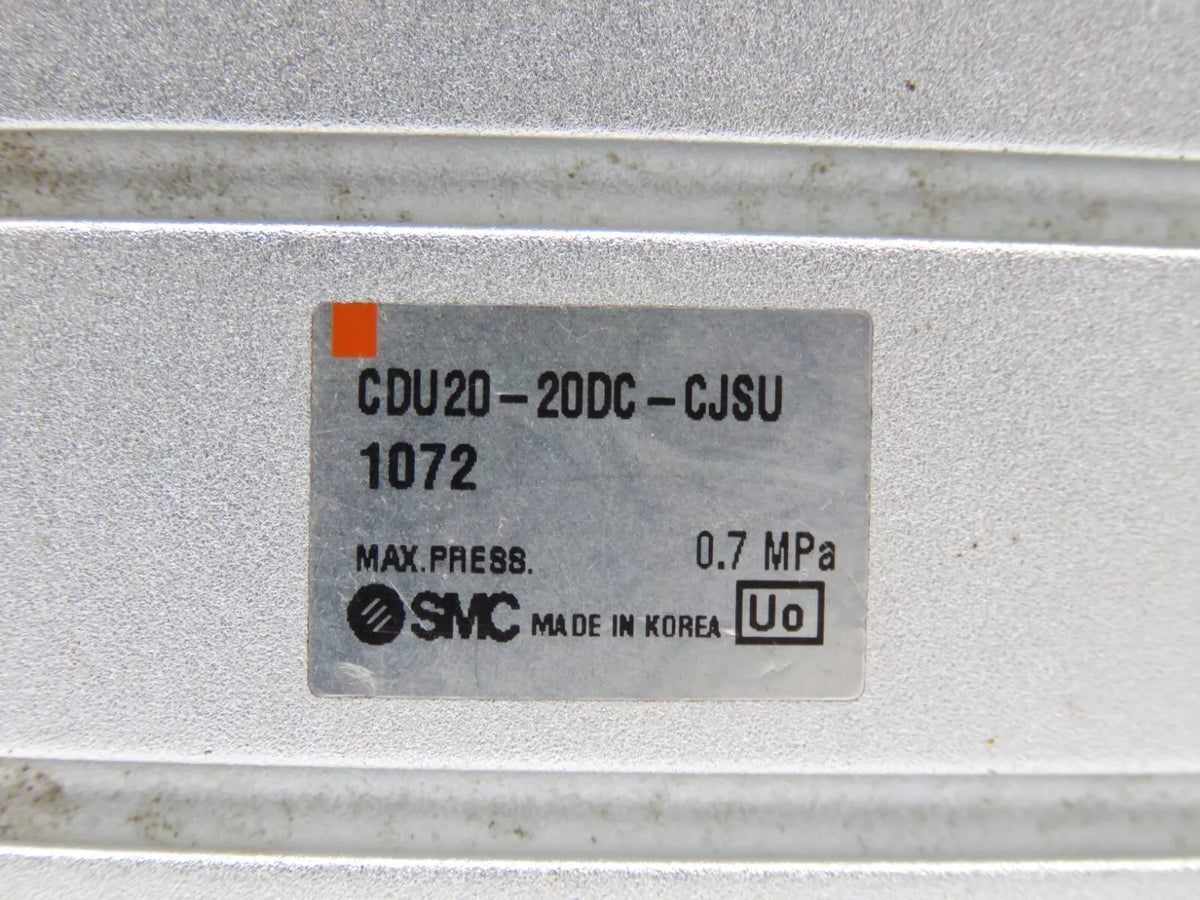 New SMC CDU20-20DC-CJS 1072 Pneumatic Cylinder 0.7MPa