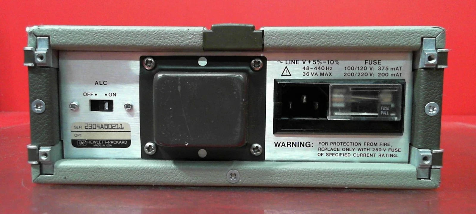 HP Agilent 11975A 2304A00211 Amplifier 2-8GHz, 16dBm