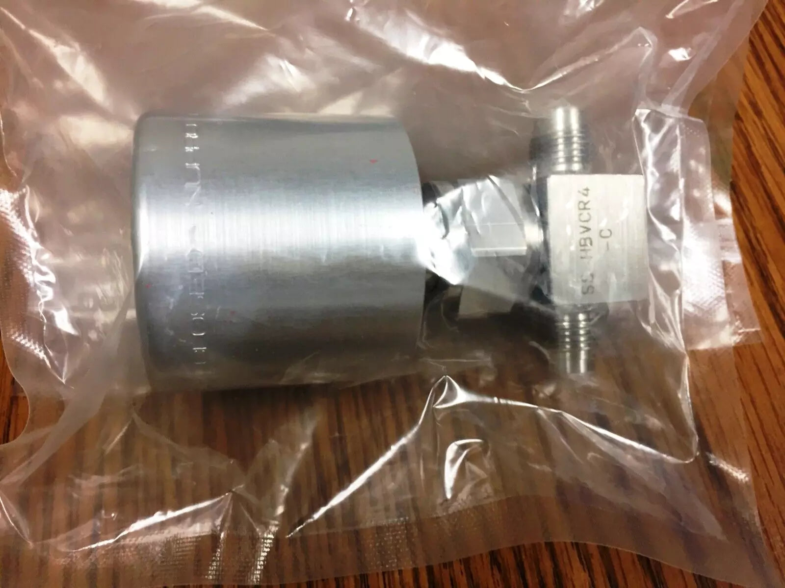 Nupro Swagelok SS-HBVCR4-C High Pressure Bellows Pneumatic Valve
