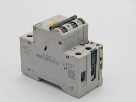 Siemens 5SL42067RC Circuit Breakers Minuature 6 AMP 2 POLE 415V