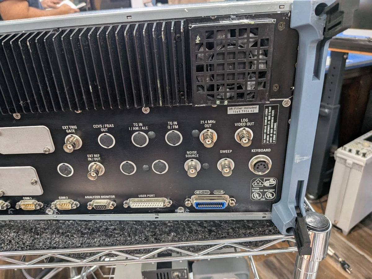 Rohde & Schwarz FSIQ26 20 Hz-26.5GHz Spectrum Analyzer Iq Ext Mixers Opt!  R&S