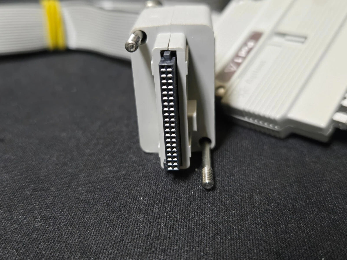 Agilent Probe: MSOS Oscilloscope Logic Probe (1)