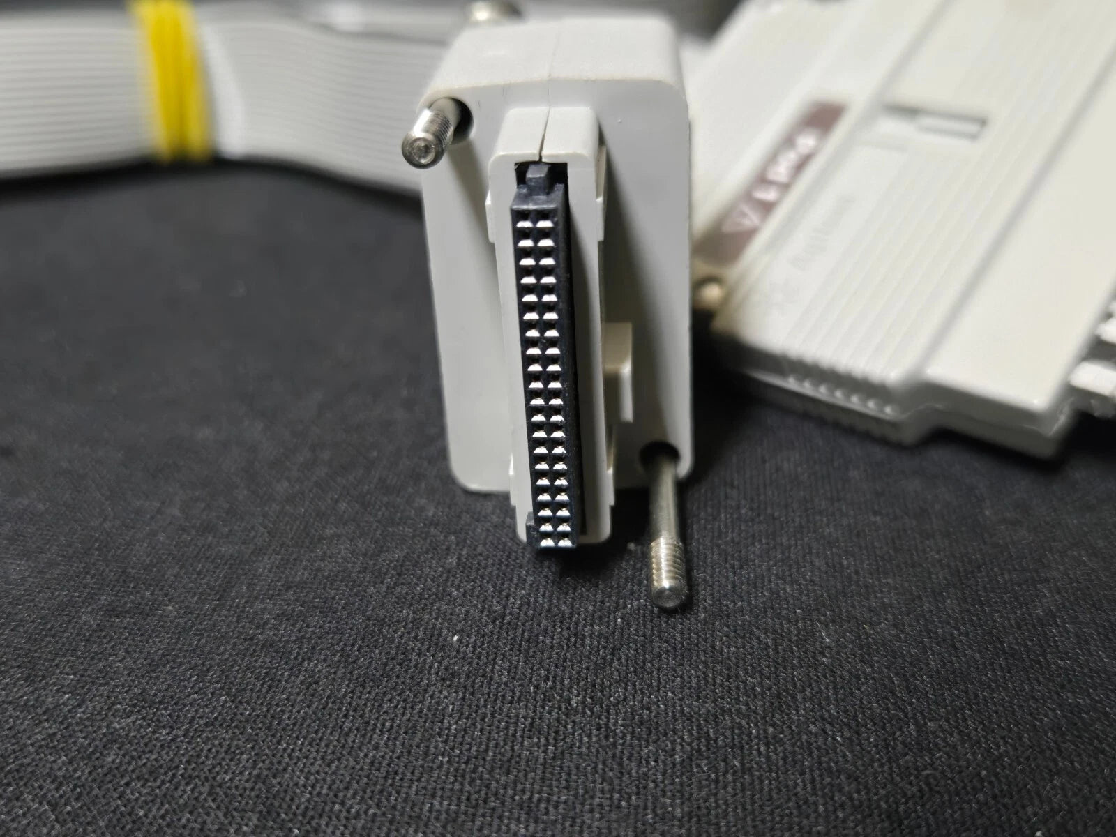 Agilent Probe: MSOS Oscilloscope Logic Probe (1)