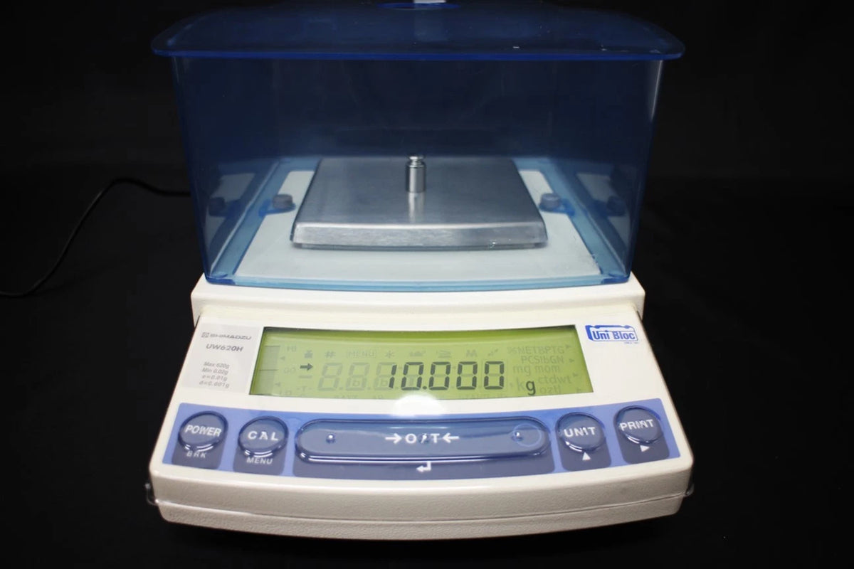 SHIMADZU UW620H Electric Balance 620g