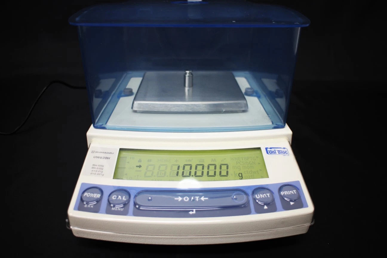 SHIMADZU UW620H Electric Balance 620g