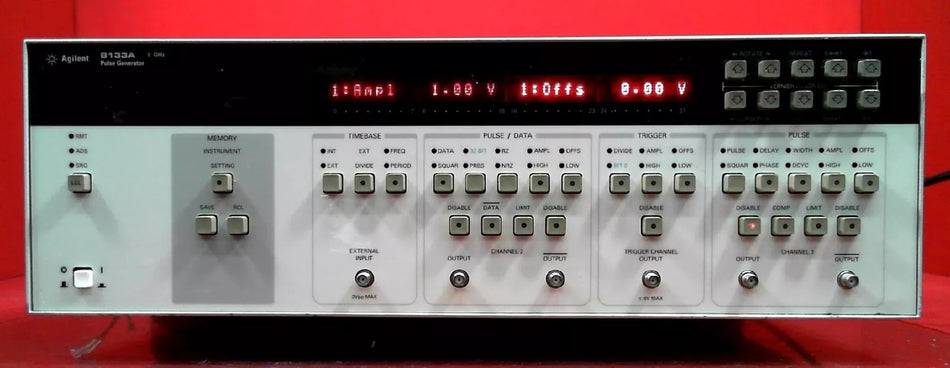 Agilent/Keysight 8133A DE33501483 High-Speed Pulse Generator, 33MHz to 3GHz,