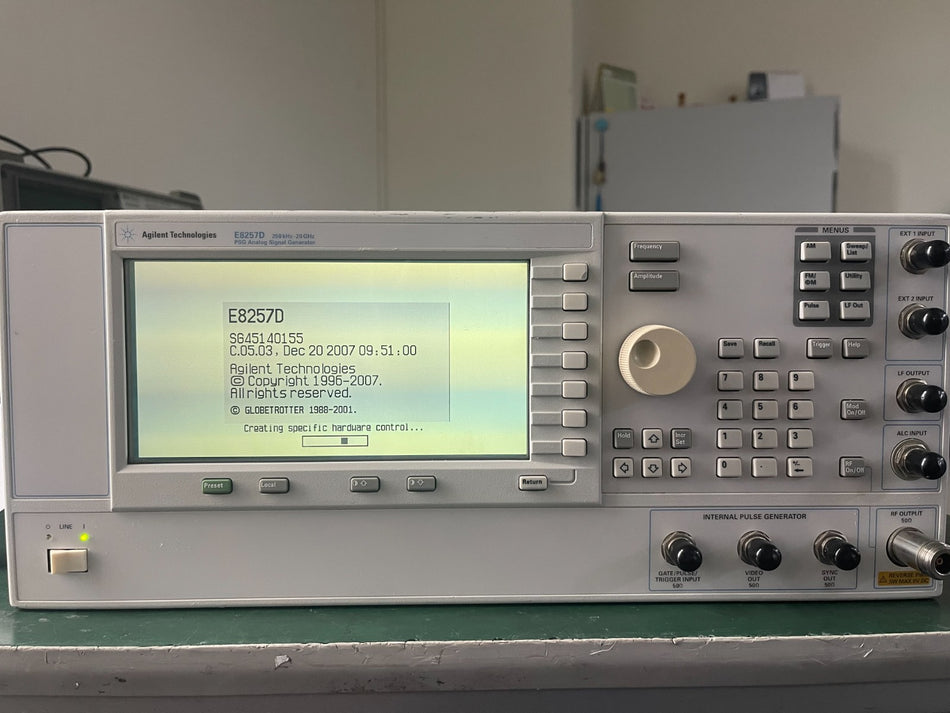 Agilent E8257D Analog Signal Generator
