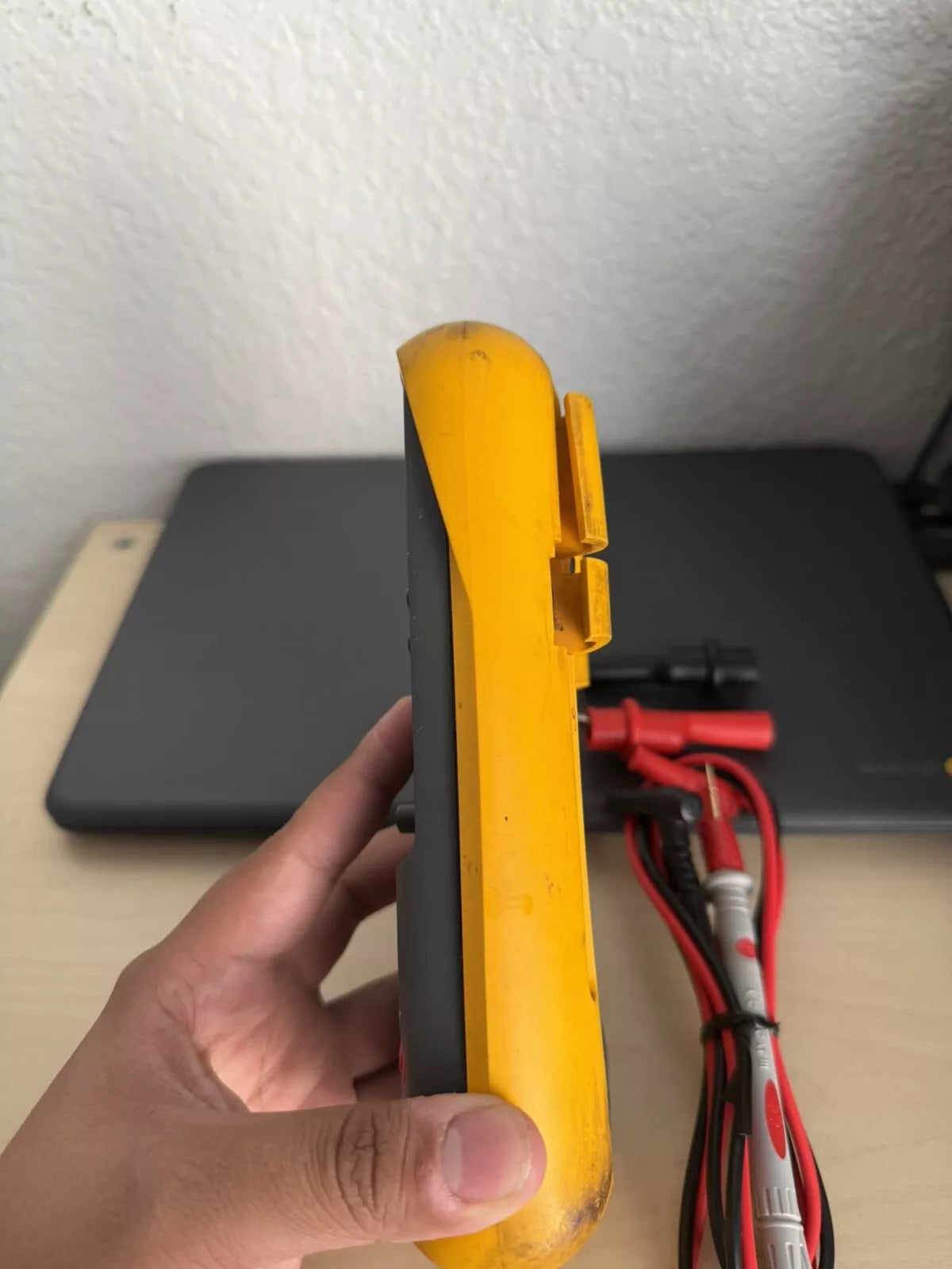 FLUKE 787 Processmeter with Leads - Fast Shipping (Tested)