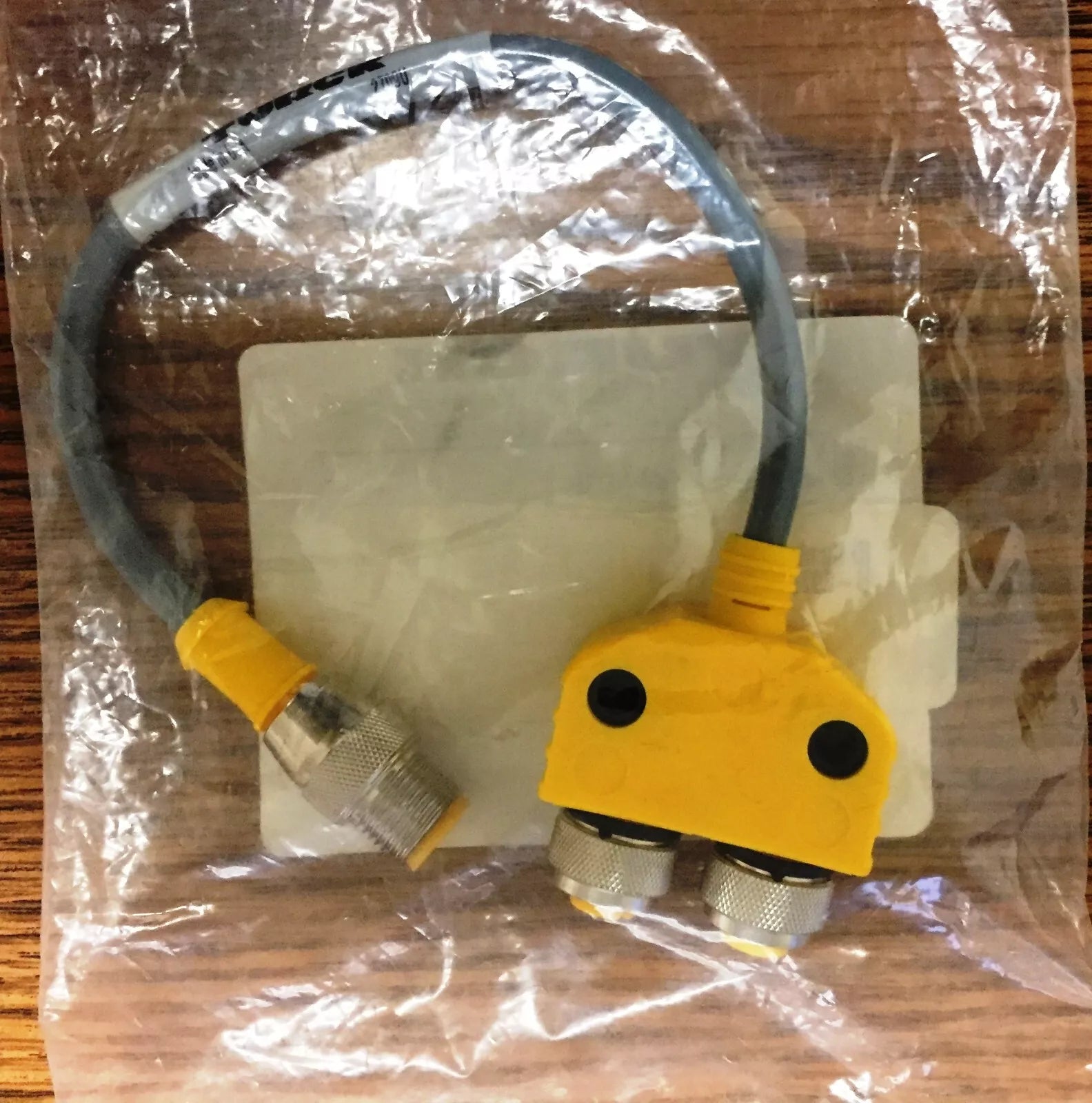 Turck VB2-RS 4.4T-0.2/2FKM 4/S1569 U29790 VB2 Molded Twin Junction Cordset
