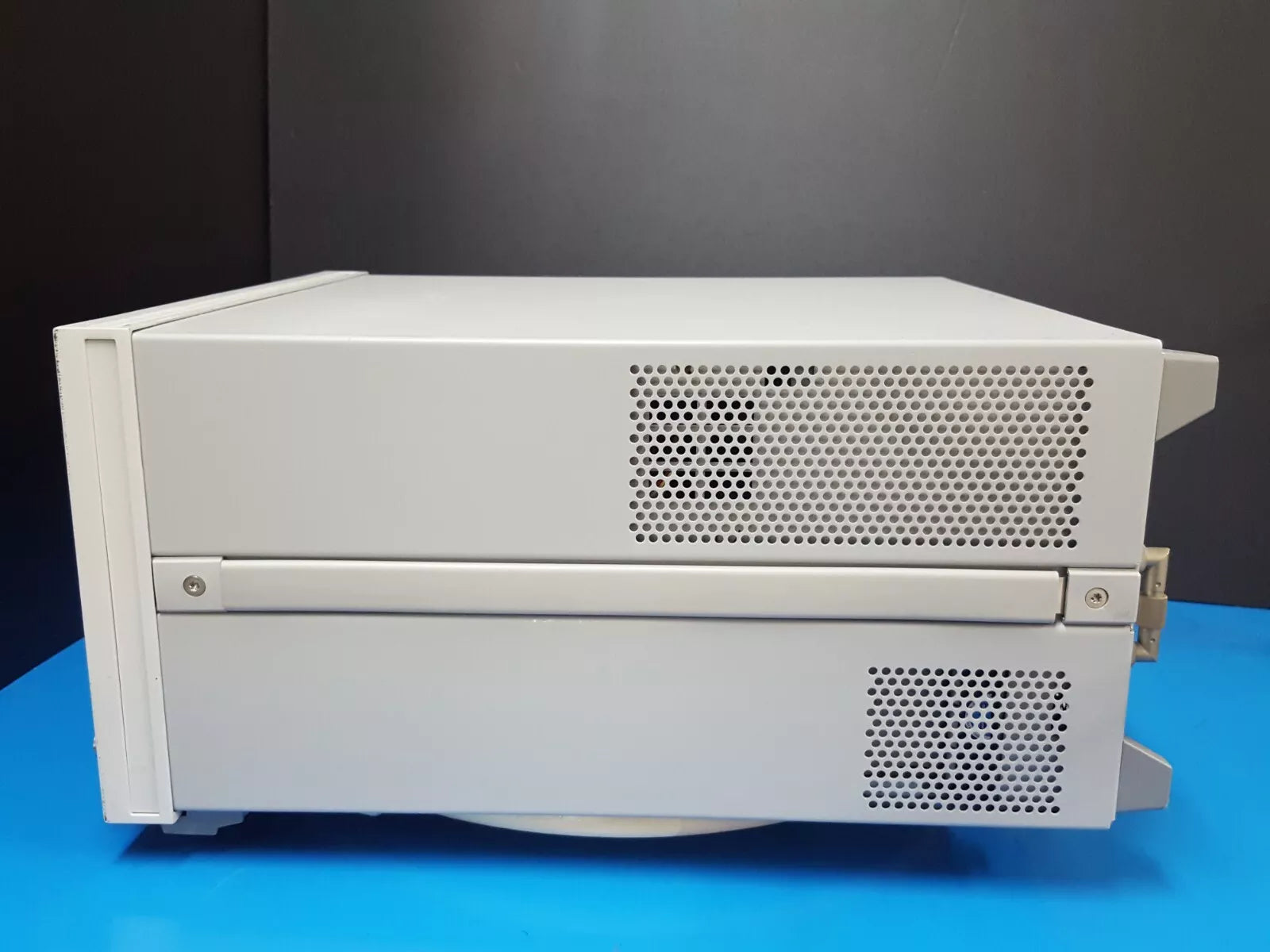 Keysight E5071C Network Analyzer 100kHz-8.5GHz Opt. 285 1E5 008 019 (7006)