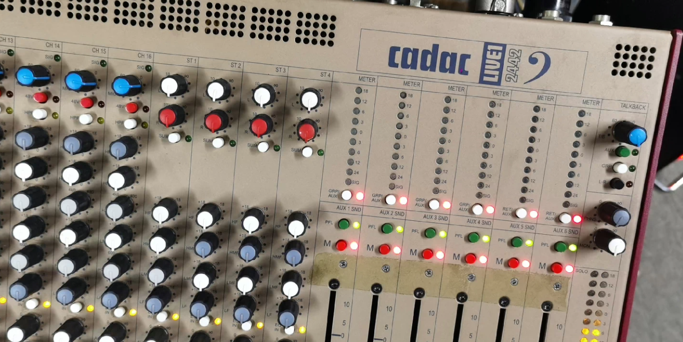 1PCS cadac livel 2442 Mixing console Cadac 2442