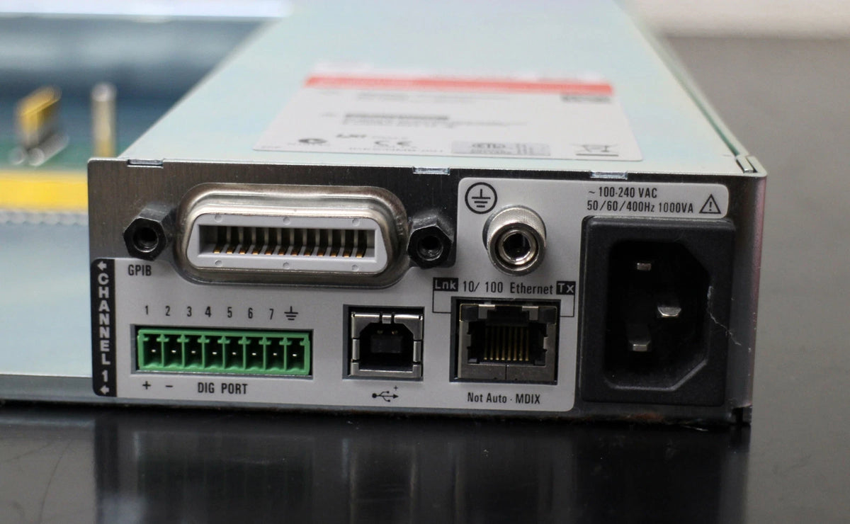 Agilent N6700B Modular Power System main fｒame