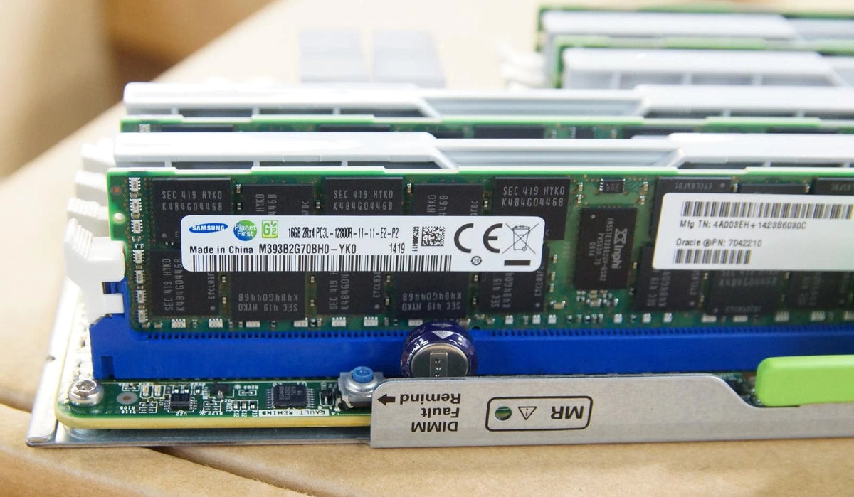 Sun Oracle SPARC T4-2 Server 8Core 2.84 GHz CPU, 256GB RAM, 1x PSU
