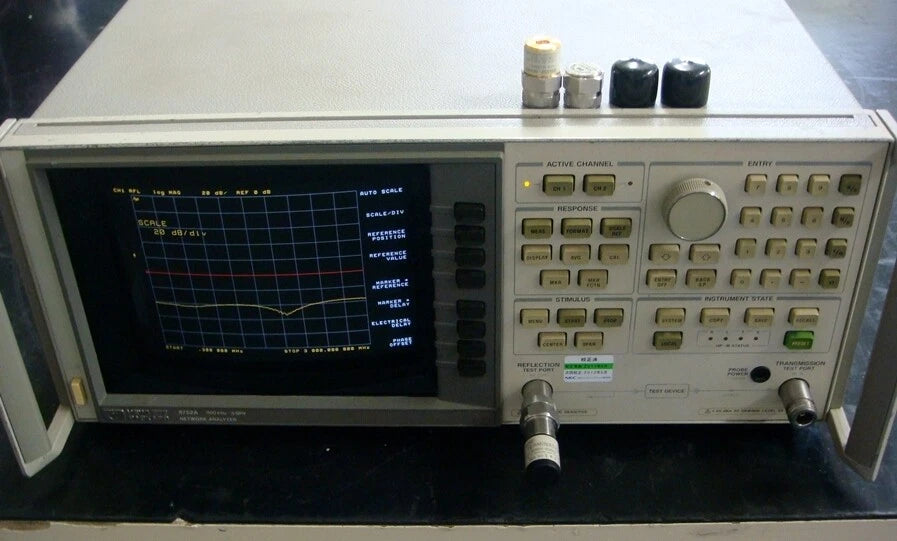 HP 8752A /003 300kHz-3GHz Network Analyzer