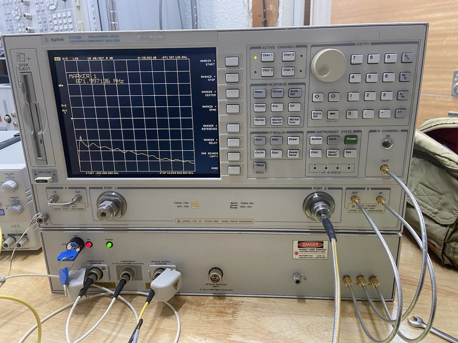 Agilent 8703B 8720ES Lightwave Component Network Analyzer 50MHz-20GHz OPT:155