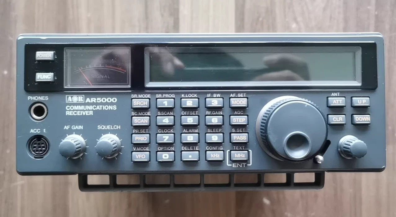 1pcs AOR AR5000 broadband receiver interphone receiving frequency10Khz -2600MHZ