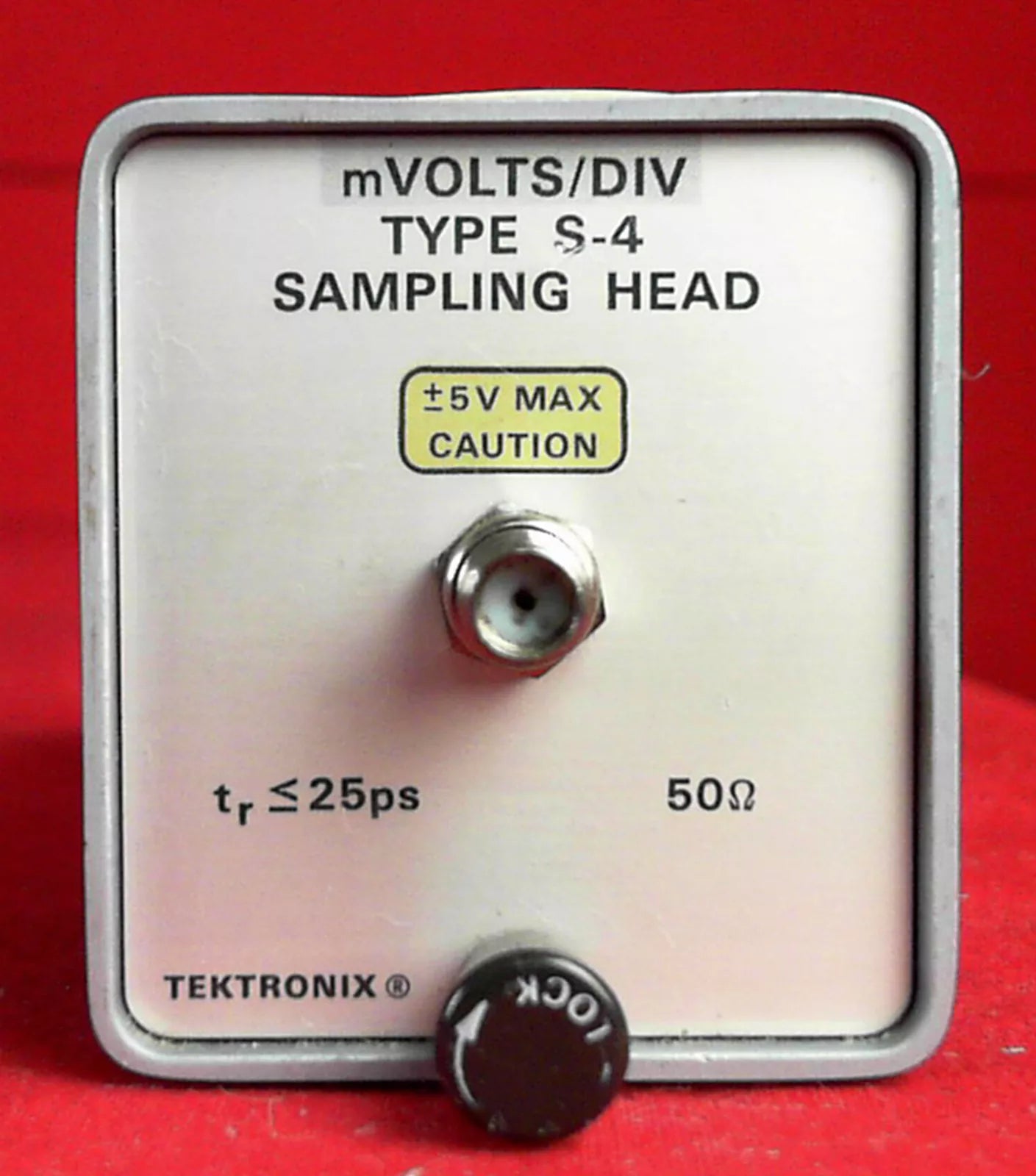 Tektronix S-4 Sampling Head for Precision Signal Analysis