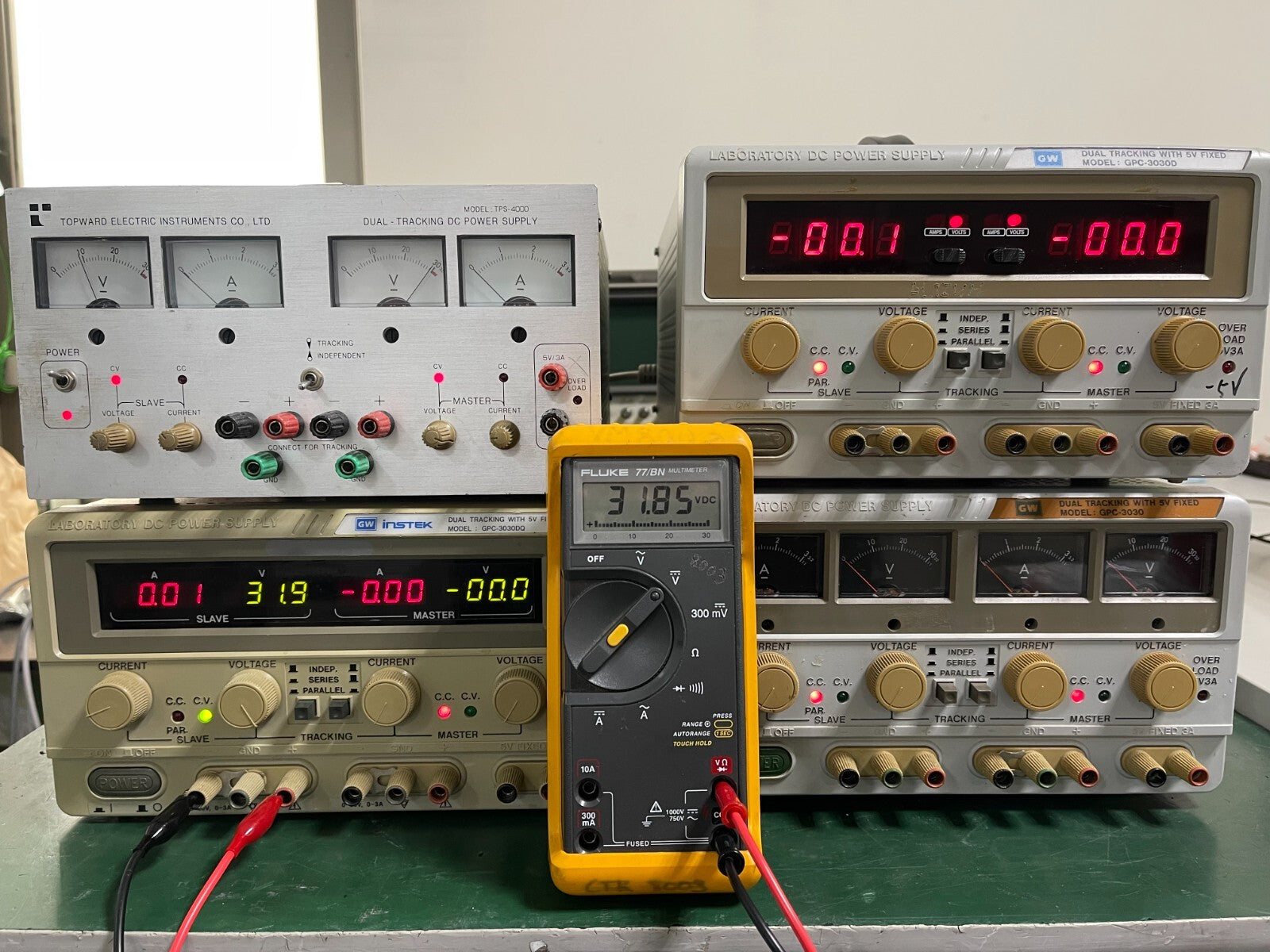 Gwinstek GPC-3030 , GPC3030D , Toward 6303D, TPS-4000 Dual tracking Power Supply - XG eqpt