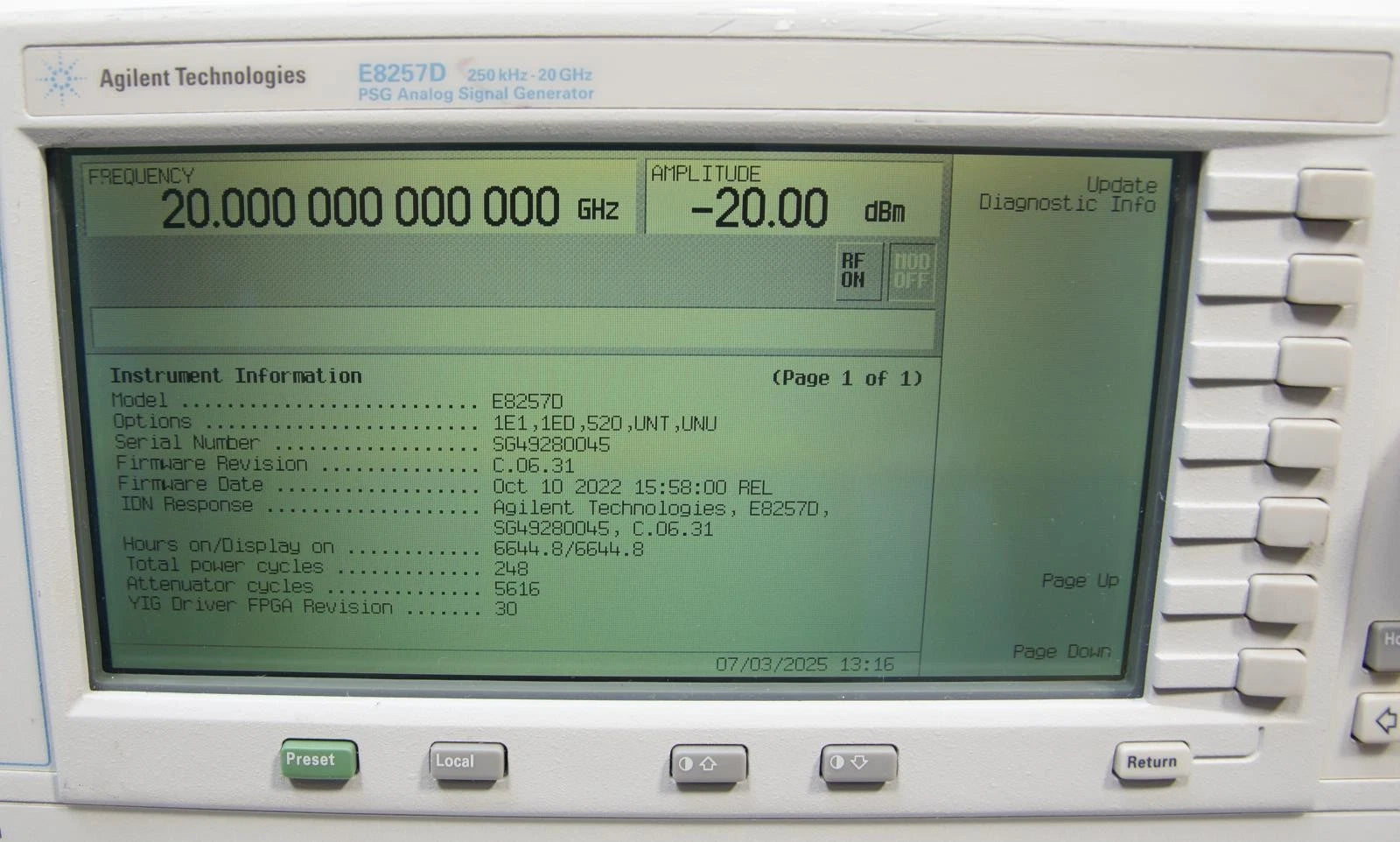 Agilent E8257D PSG 250kHz -20GHz Analog Signal Generator 1E1 1ED 520 UNT UNU
