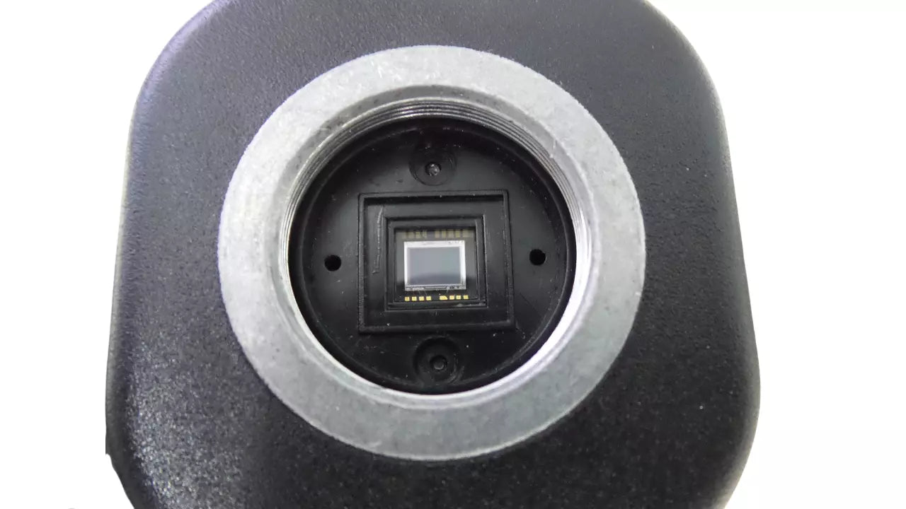 PELCO B&W CCV Camera MC3600H-2 - High-Quality Surveillance Camera