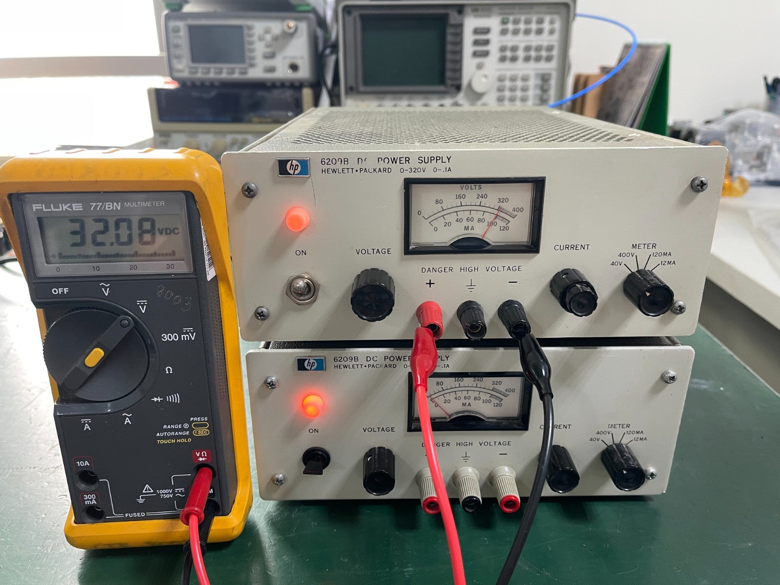 HP Agilent 6209B DC Power Supply 0-320V , 0-.1A _ 1721A04164_2403A06996 - XG eqpt