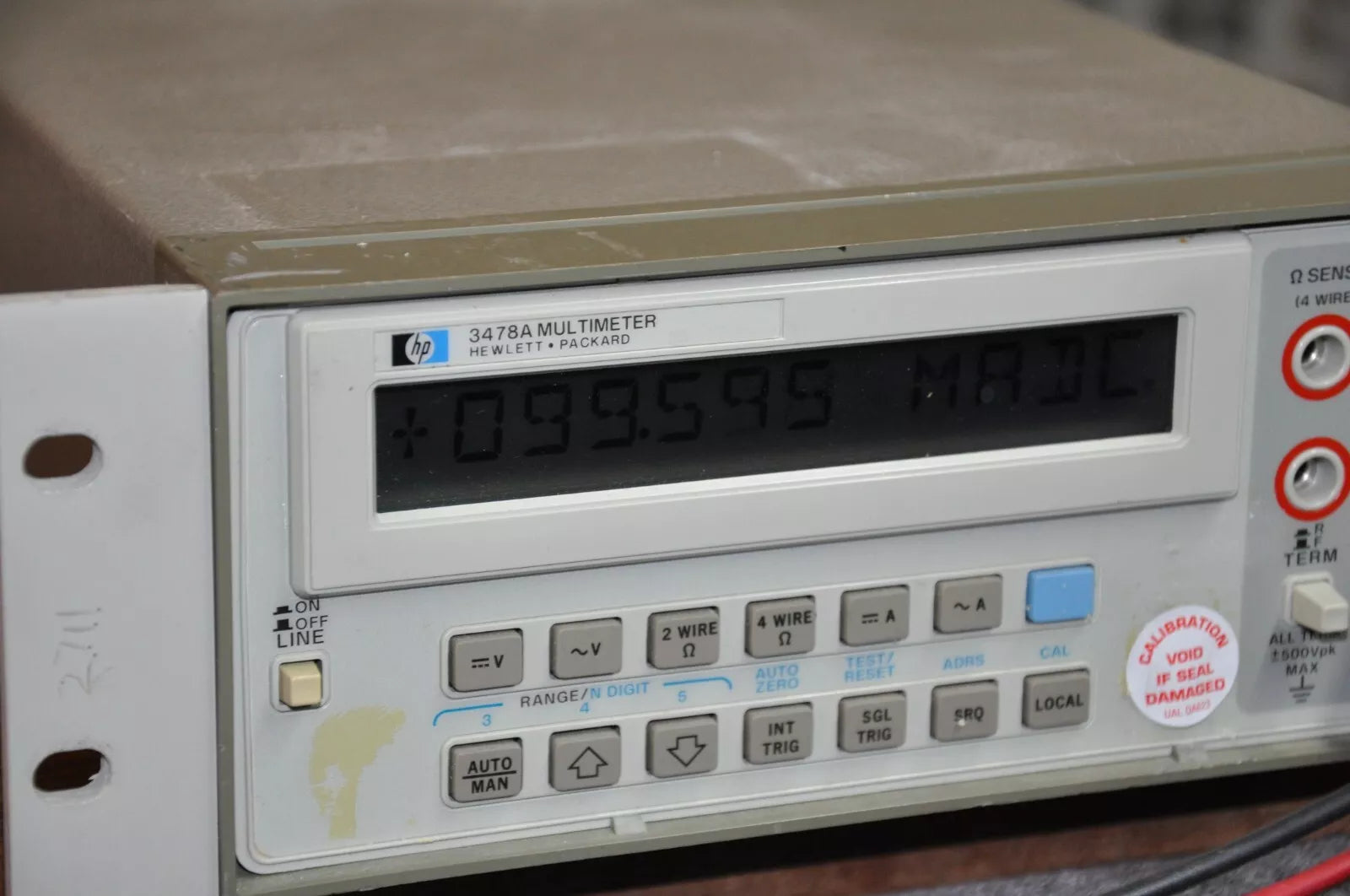 Anainstr Digital Multimeter with LCD Screen and Auto-Ranging Function