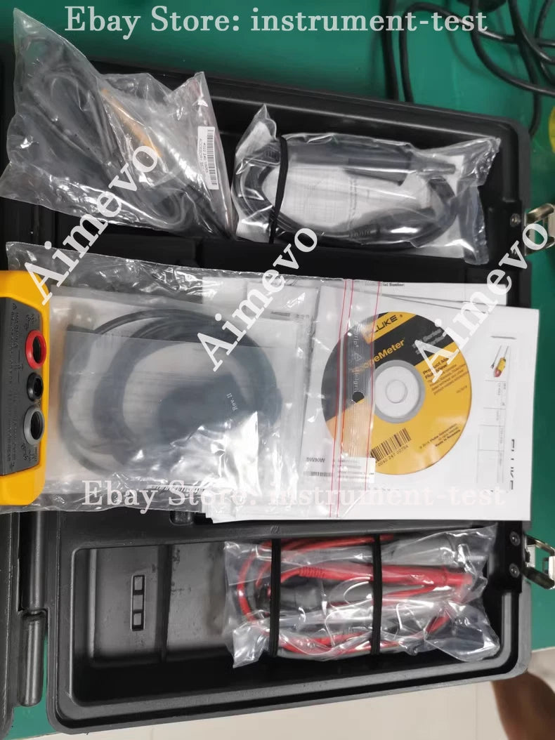 Fluke 125B Industrial Range 40MHz with Accessories