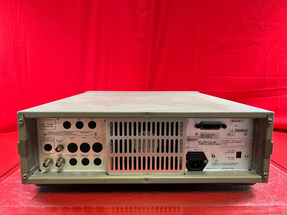 Agilent/Keysight 83711B Synthesized CW Generator 1-20GHz SN US37100120 AS-IS
